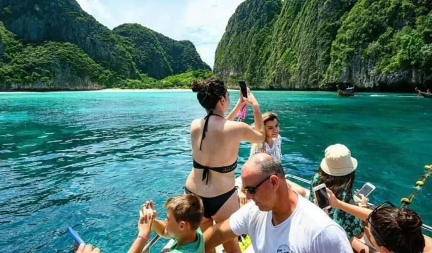 Thailand Welcomes 20 Million International Visitors in the First 7 Months