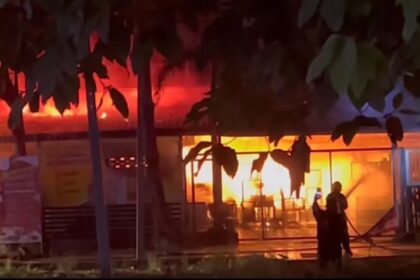 Pet Shop Fire Mae Sai Chiang Rai