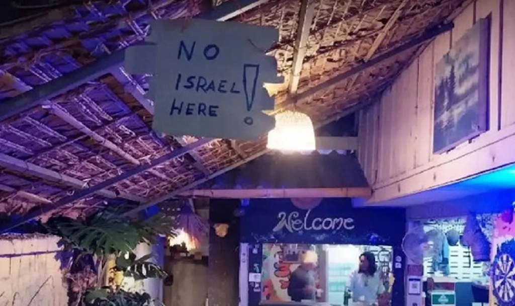 Pai, Mae Hong Song, Israeli citizens