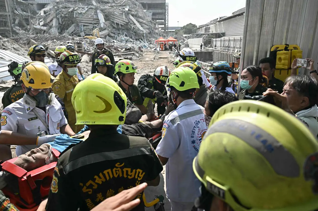 Bangkok building collapses