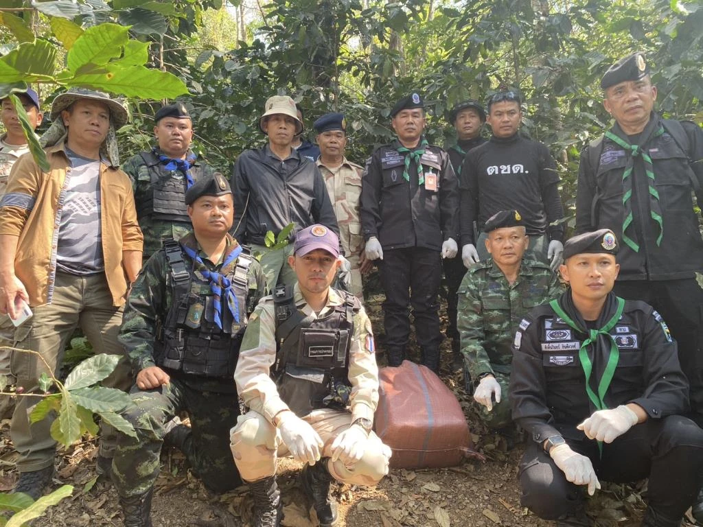 Soldiers Recover 200,000 Meth Pills in Wiang Kaen, Chiang Rai
