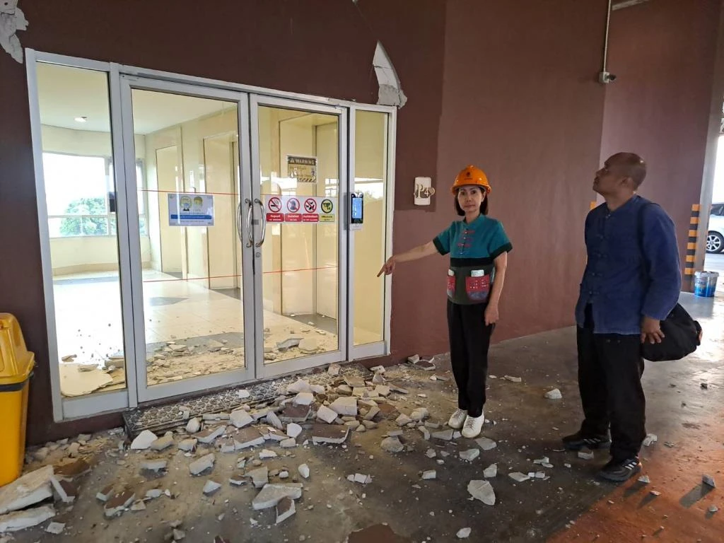 High-Rise in Chiang Mai Shuttered