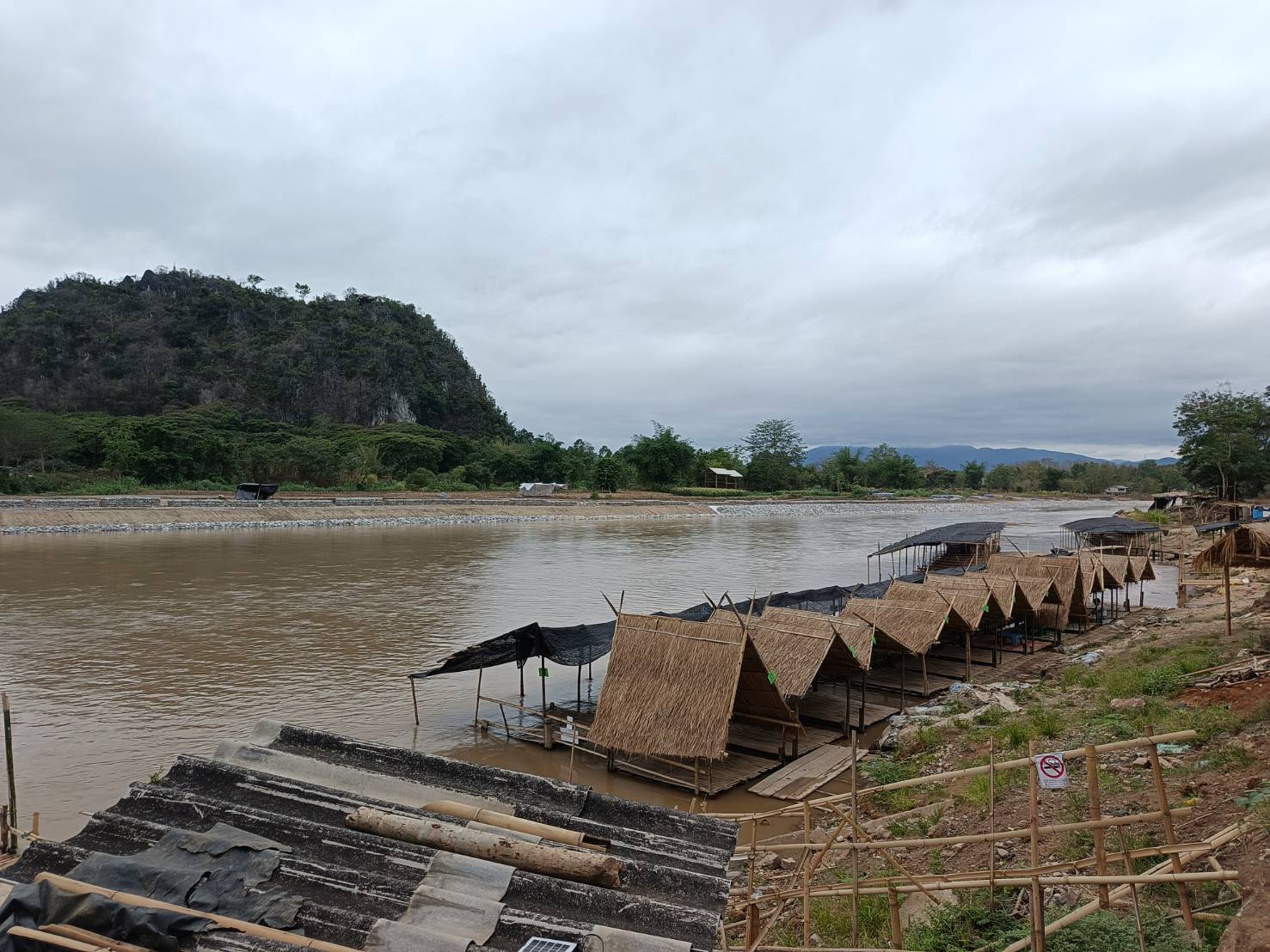 Riverside Vendors in Chiang Rai