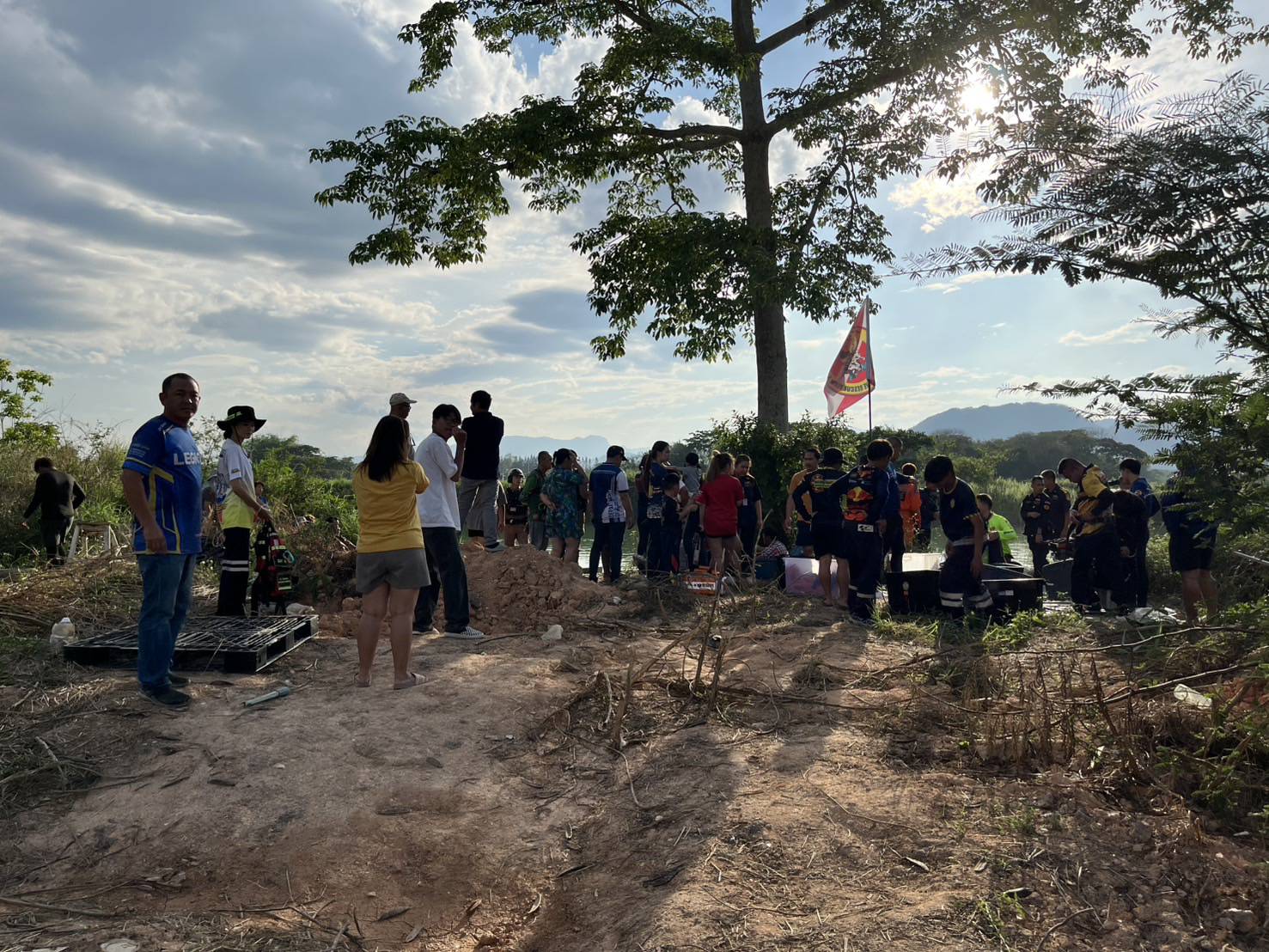 Divers then arrived, and within a minute of entering the water, they found the boy’s body about five metres from the edge