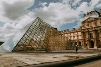 exploring the Louvre