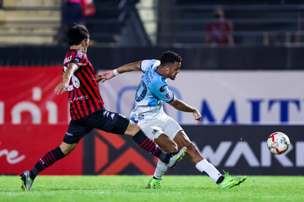  Khon Kaen United 3-1 Chiang Rai United