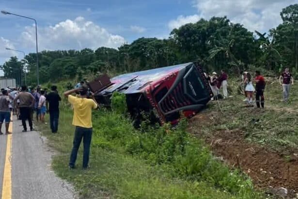 Tour Bus Crashes in Southern Thailand