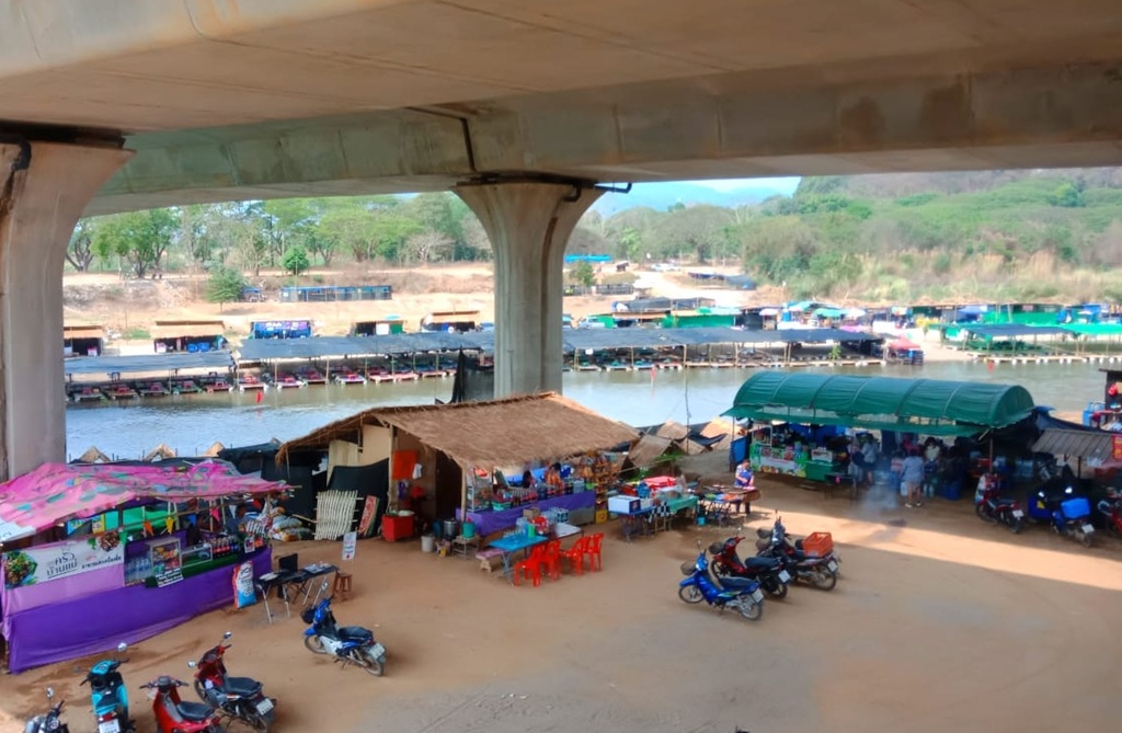 Tourists Shying Away From Chiang Rai Beach
