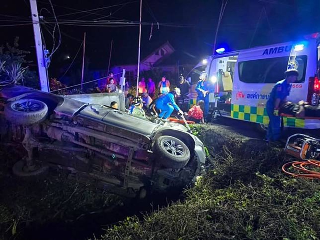 Truck Crashes in Chiang Rai