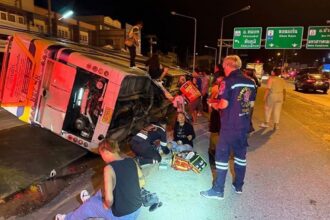Tour bus Crash