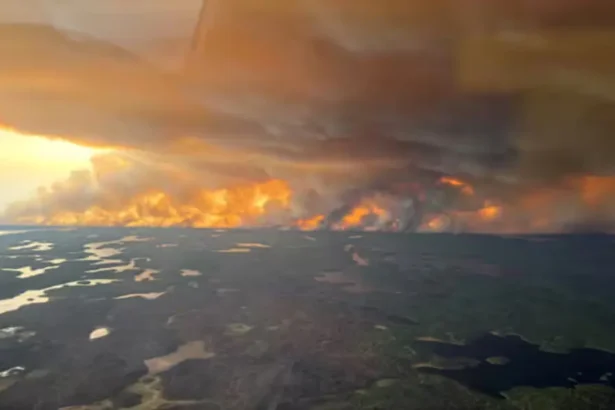 Canada’s Wildfire Crisis Over 17,000 Evacuated as Flames Engulf Manitoba