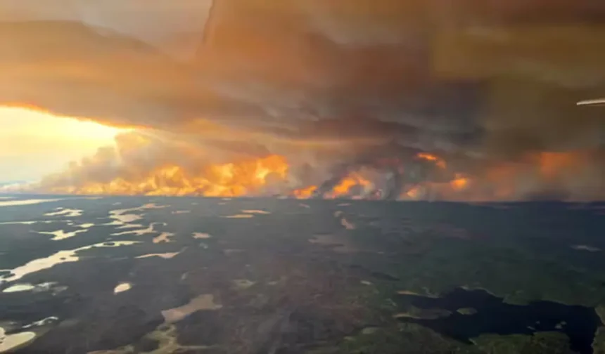Canada’s Wildfire Crisis Over 17,000 Evacuated as Flames Engulf Manitoba