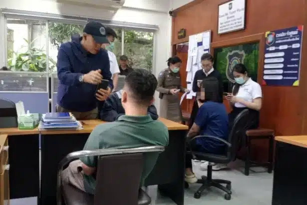 Chinese Tourist Arrested for Sexual Harrasment at Chiang Mai Zoo Aquarium