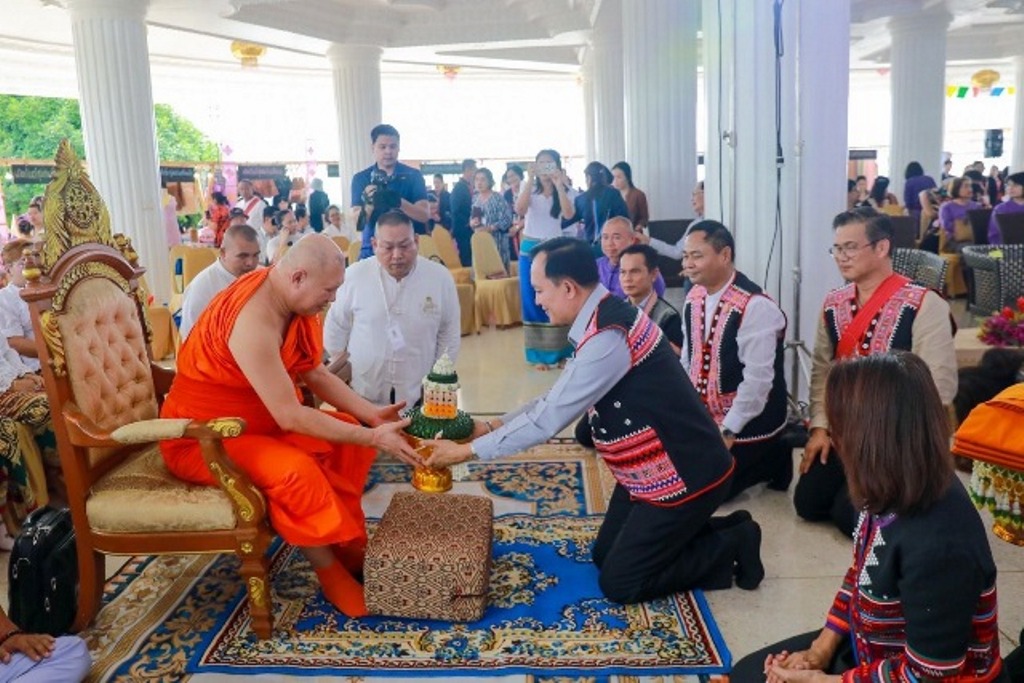 Wat Huay Pla Kang Community in Chiang Rai 