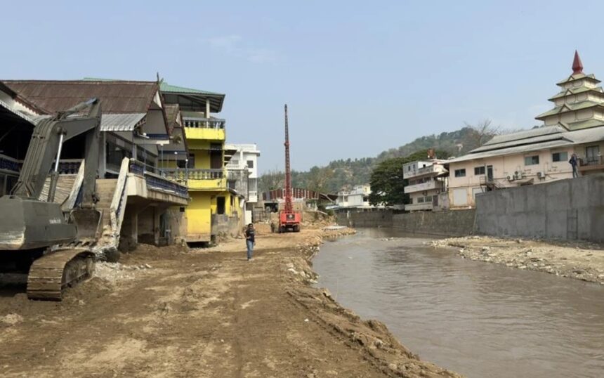 Sai River Barrier Wall Mae Sai, Chiang Rai