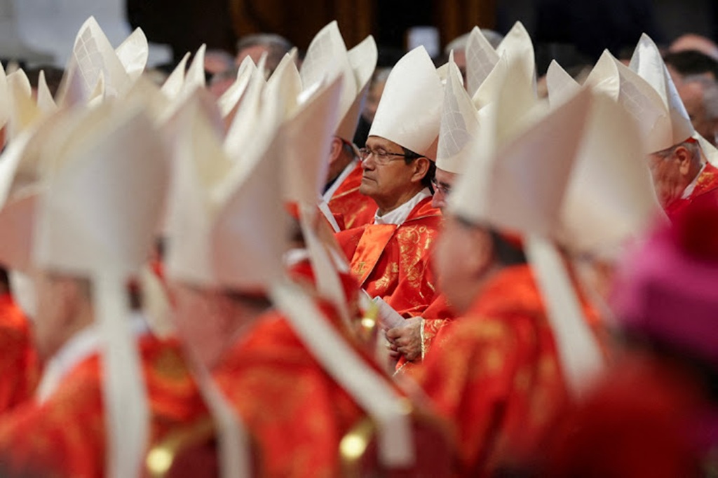 Vatican Conclave Seeks New Pope