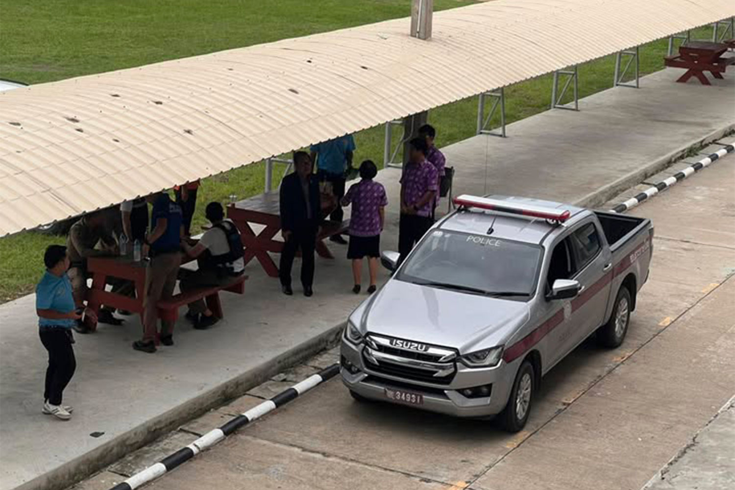 Shooting Leaves Three Dead, Schools Closed 