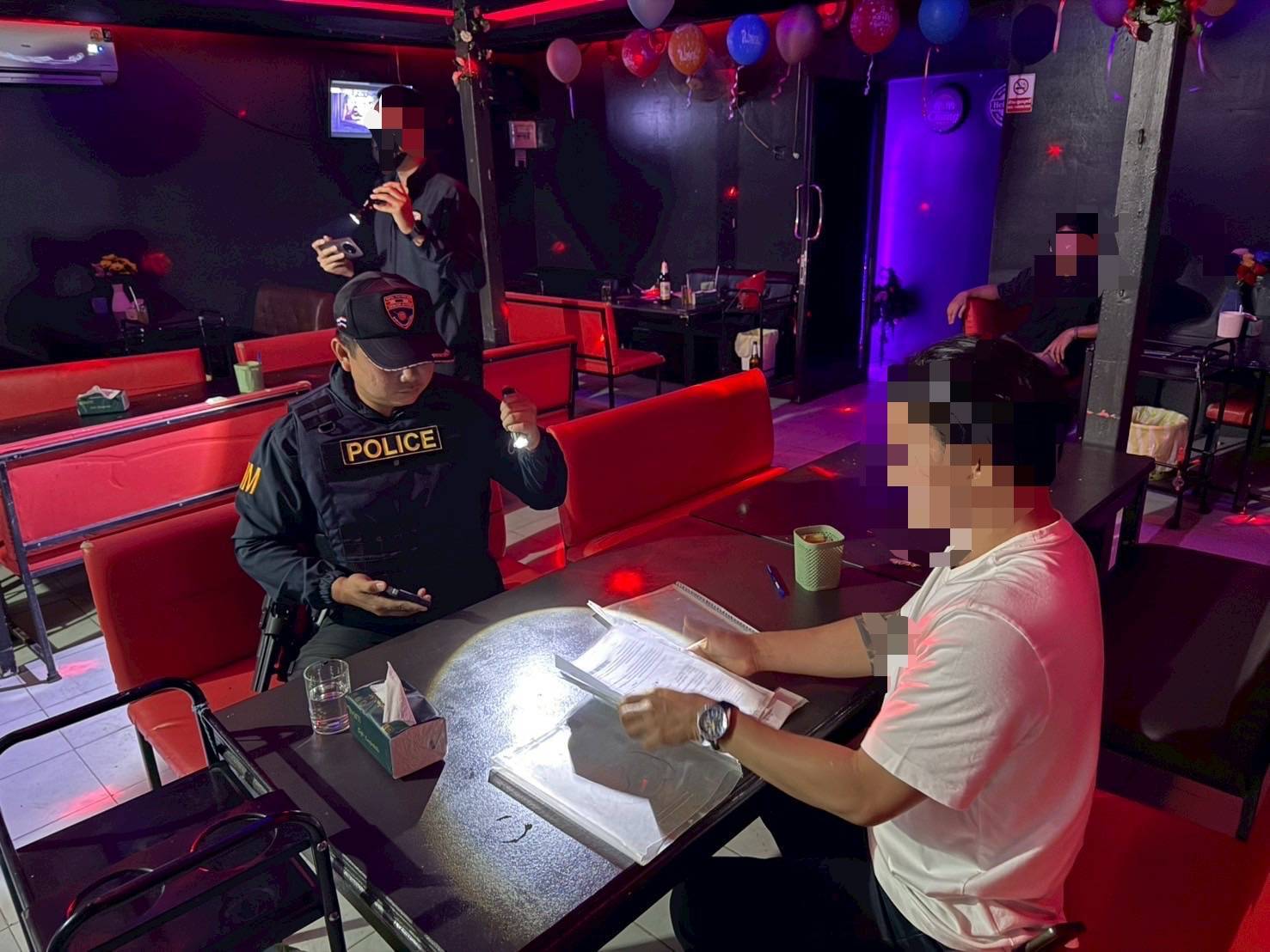 Foreign Workers Arrested in Nonthaburi... อ่านข่าวต้นฉบับได้ที่ : https://www.khaosodenglish.com/news/2025/05/20/foreign-workers-arrested-in-nonthaburi-karaoke-bar-raid/