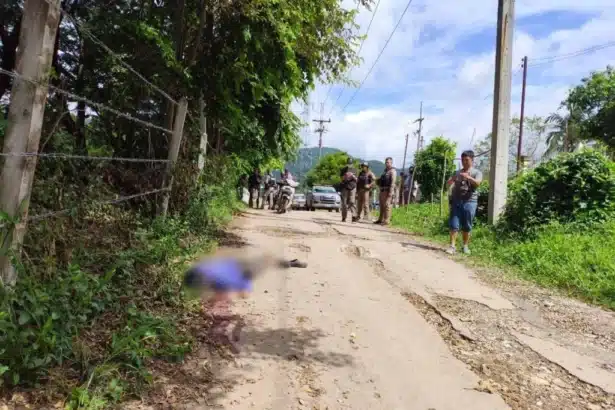 Police Investigate a Double Murder-Suicied