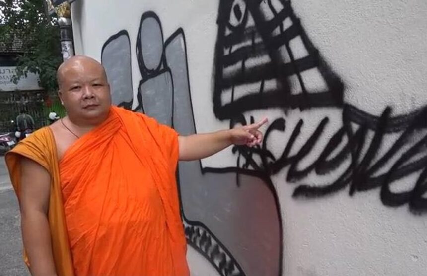 American Who Tagged a Famous Temple Wall in Chiang Mai