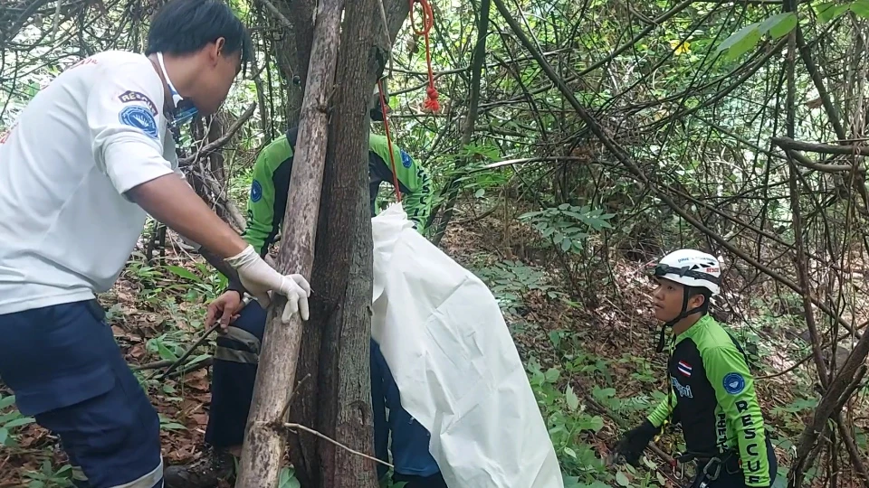 Police Investigate a Double Murder-Suicied