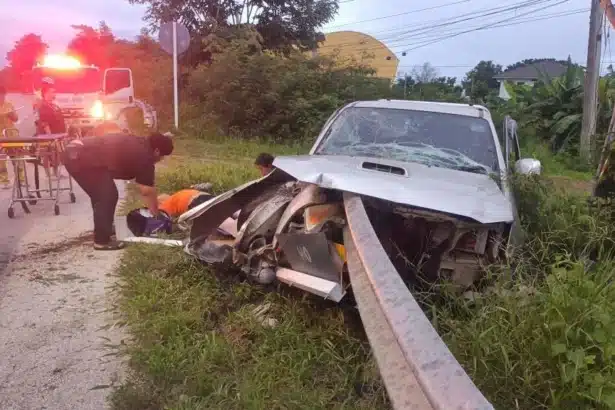 Family Survives accident—Parents Injured, 5-Year-Old Unharmed, Lampang