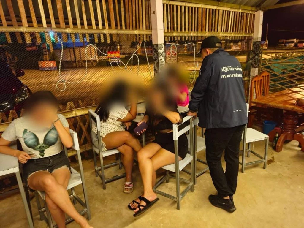 Karaoke Bar Bar Owner Pimping Teens 