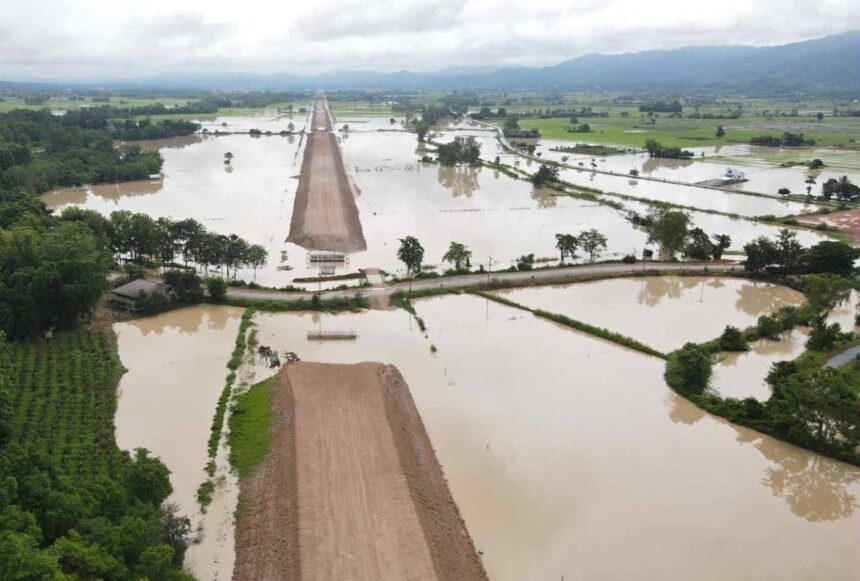 Flooding Chiang Rai Waterford Golf Course