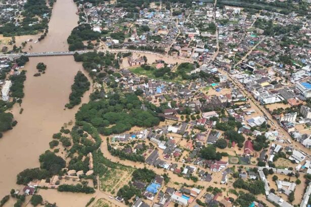 Experts Weigh in on Holding Back the Floods in Chiang Rai