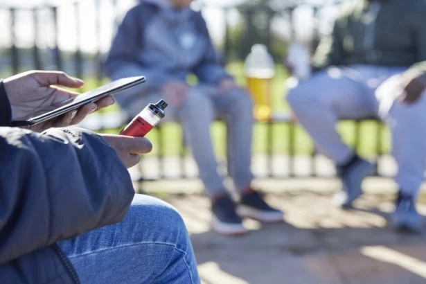 UK Bans Sale of Disposable Vapes to Protect Youth and Environment