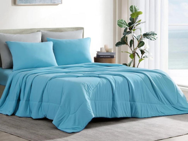 Dream Valley Cooling Comforter