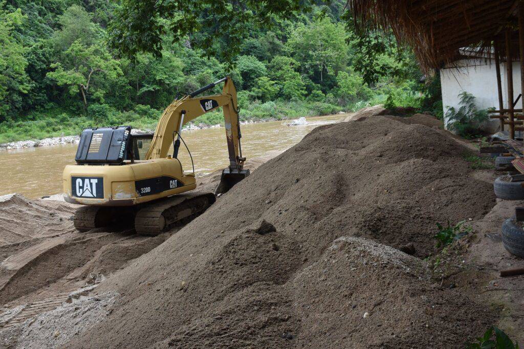 Chiang Rai Residents Hope Kok River Dredging Will Prevent Flooding