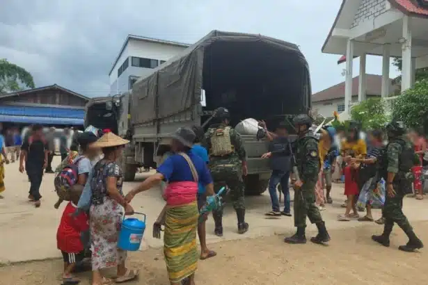 Fighting has flared up again along the Thai-Myanmar border