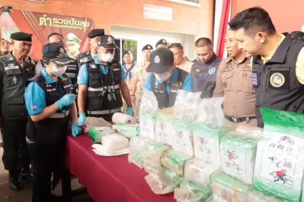Police Bust Malaysian Smuggling 90 Million Baht Worth of Meth