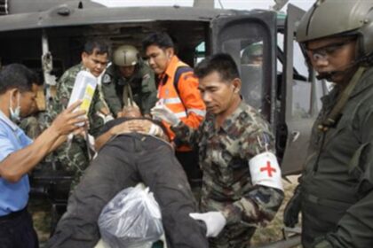 BANGKOK - At least 33 people have died and 150,000 have left their homes as fighting continues on both sides of the Thailand-Cambodian border