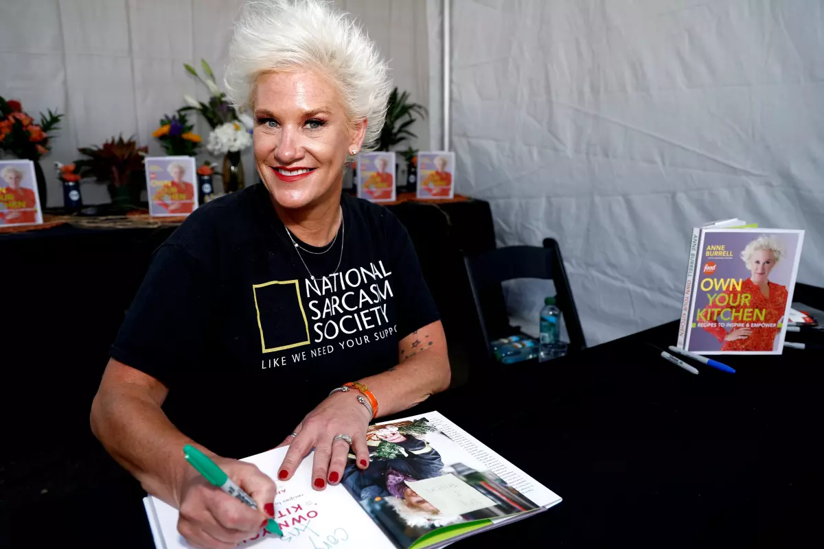 Anne Burrell's Philanthropy