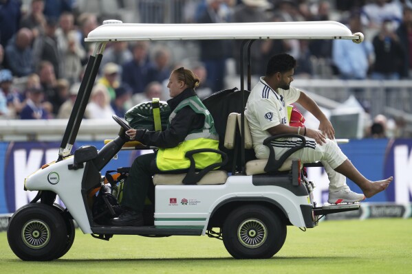 Rishabh Pant, India, Injured