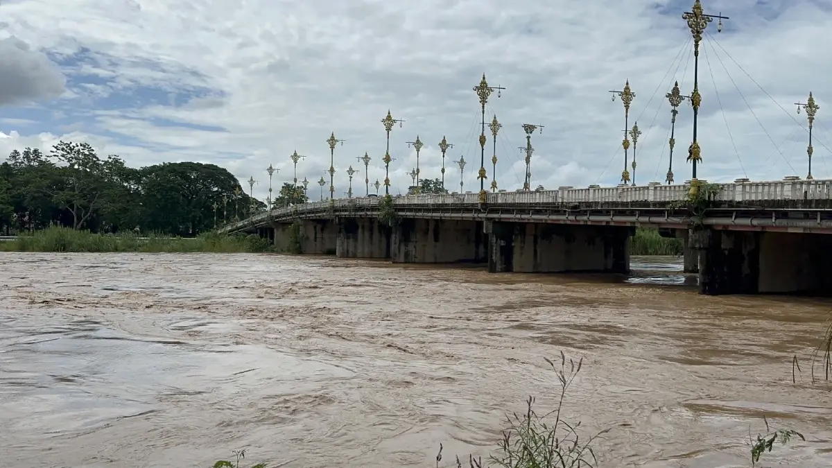 Chiang Rai City Issues Flood Warning for Kok River