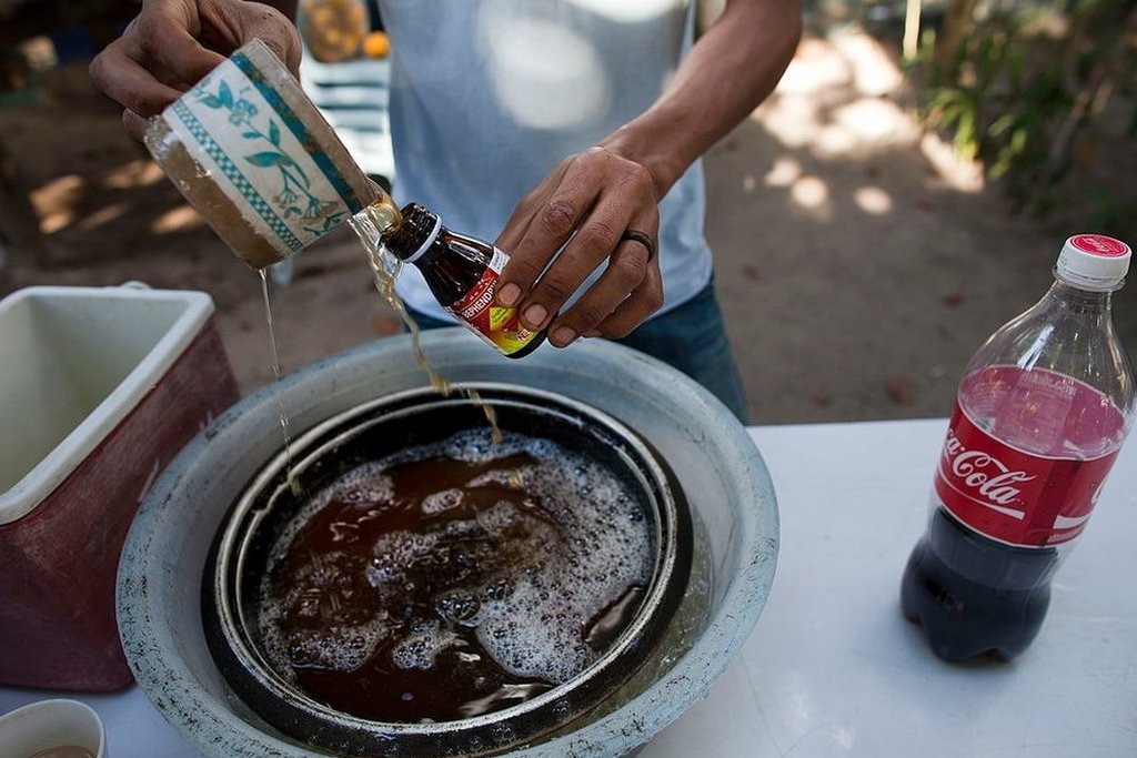 Students drink Kratom Beverage 