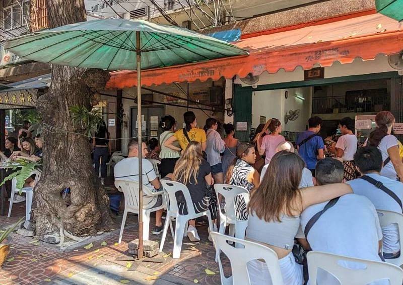 Inside Raan Jay Fai Restaurant