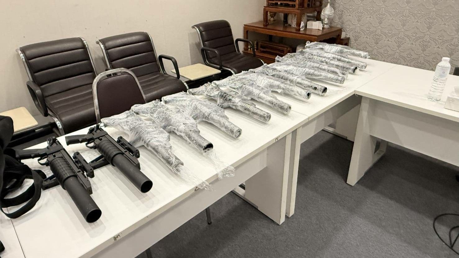 Chiang Mai police seize weapons intended for Myanmar's ethnic army.