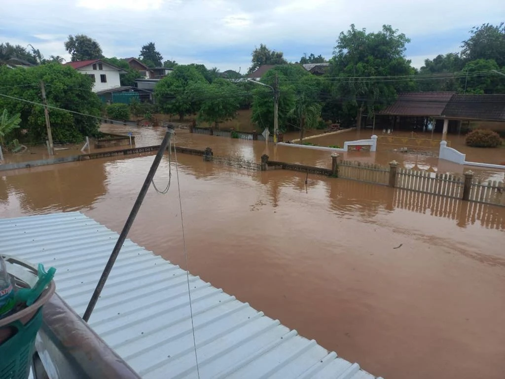 Yom River Overflows in Phrae