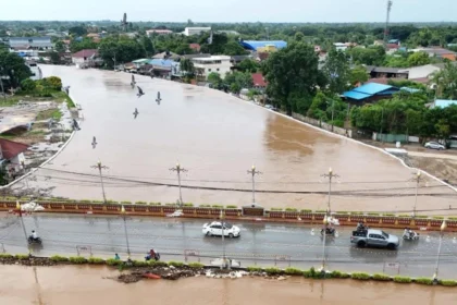 flooding Sukhothai