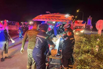 School Bus Crashes in Phitsanulok
