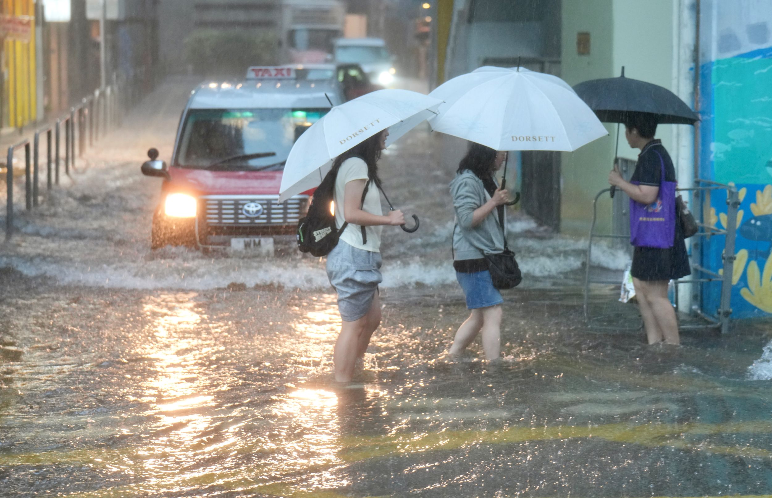 Hong Kong Issues “Black Rainstorm Warning” Worst Rain in 141 Years