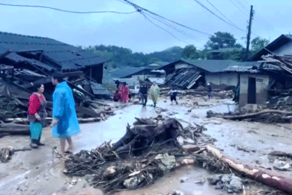 Flash Flood Kill 2 People and Injure 10 More in Chiang Mai
