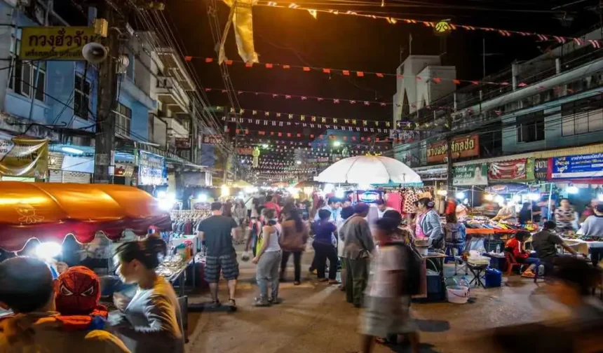 Chiang Rai Night Bazaar A Complete Guide to the City’s Lively Night Market