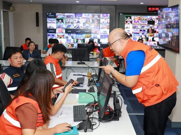 Typhoon Kajiki Nears Northern Thailand