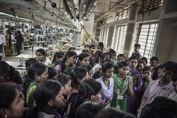 India's Textile Workers Fear Jobs Losses