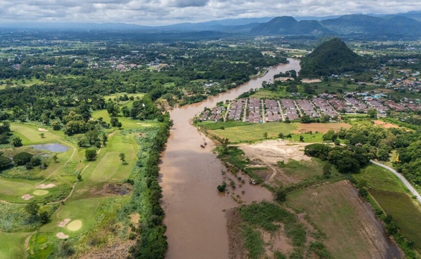 Opposition Grows in Chiang Rai